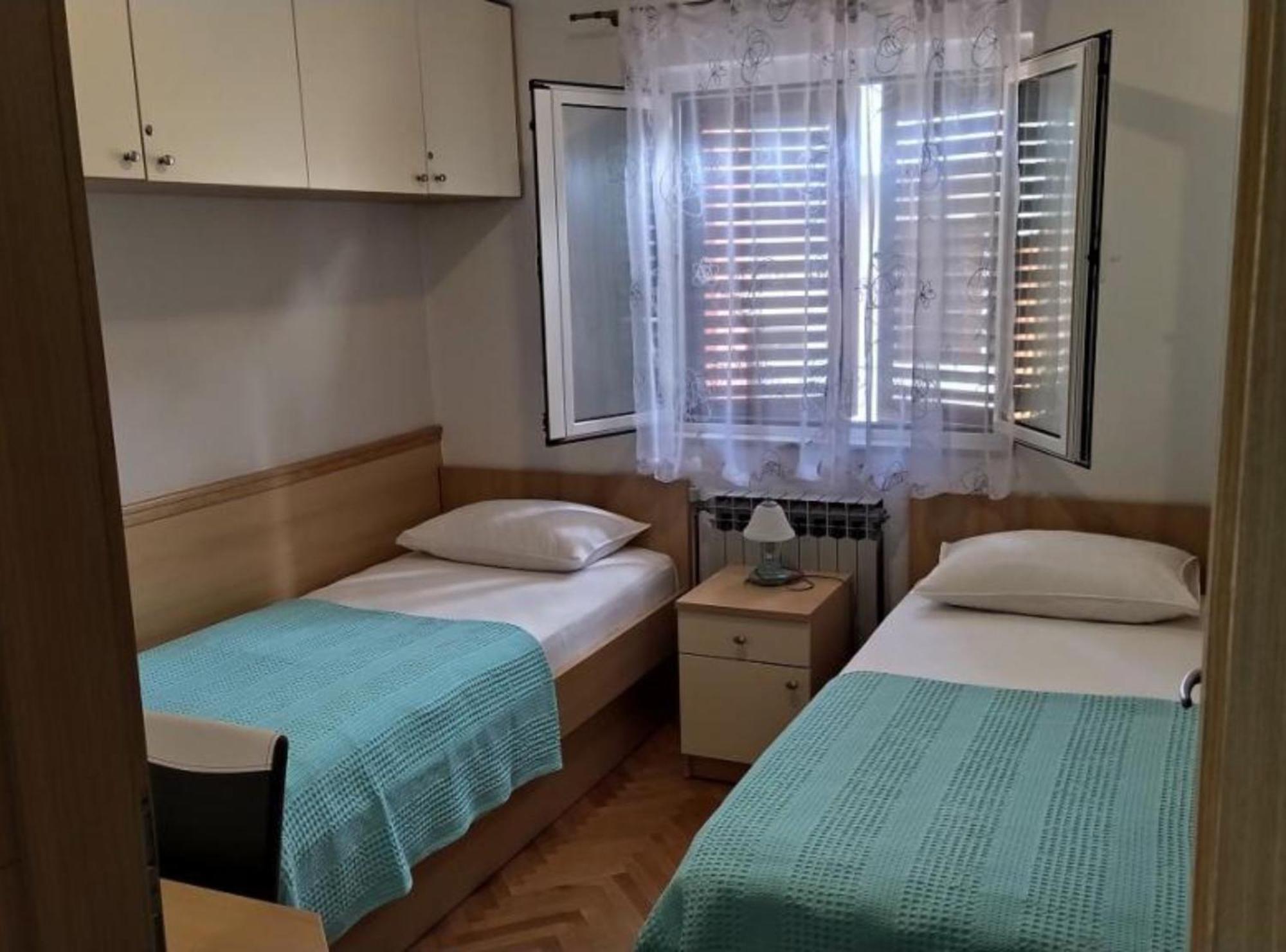 Apartments Roscic Podgora Esterno foto